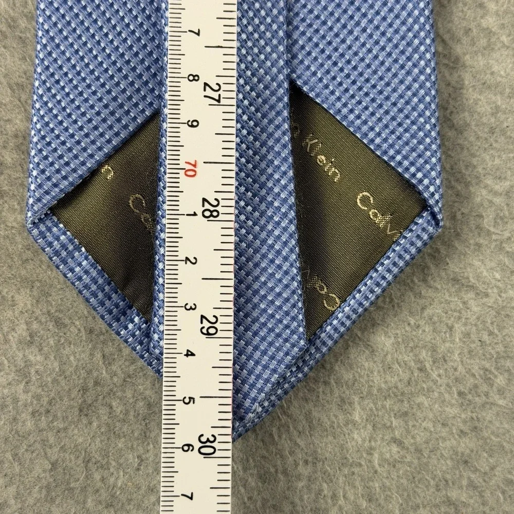 Calvin Klein Men's Light Blue Textured Silk Necktie 60x3.75